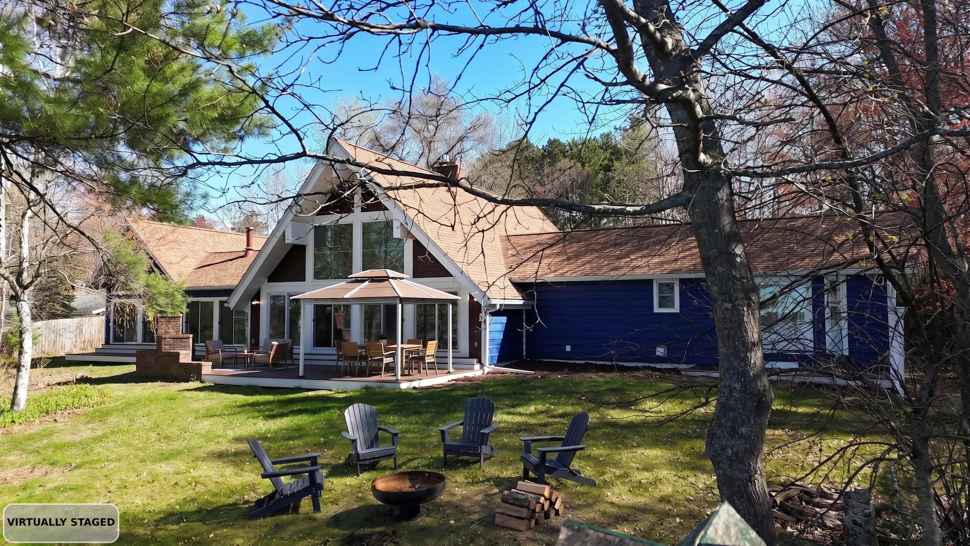 2095 NANCY DR