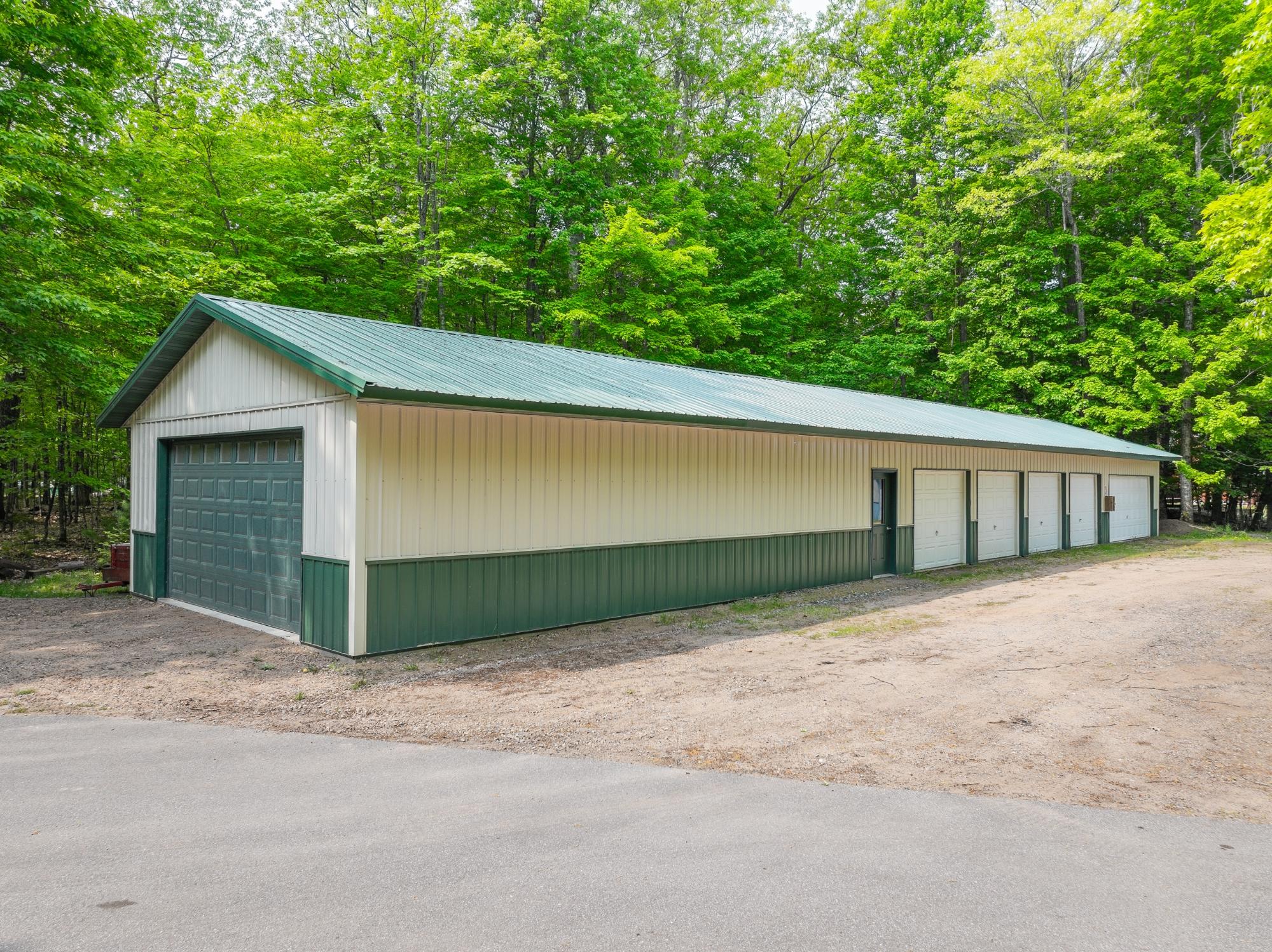 8250 MAPLEWOOD LN 16