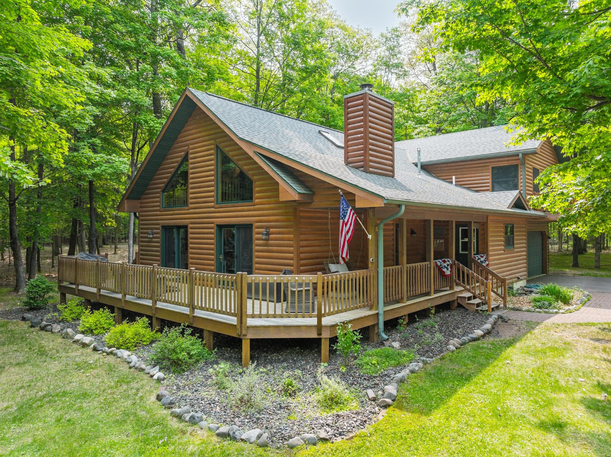 8250 MAPLEWOOD LN 16