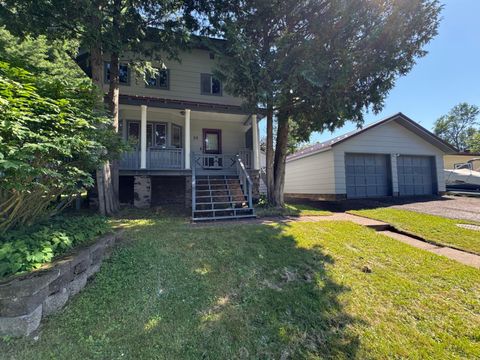 33 MICHIGAN AVE Montreal WI 54550