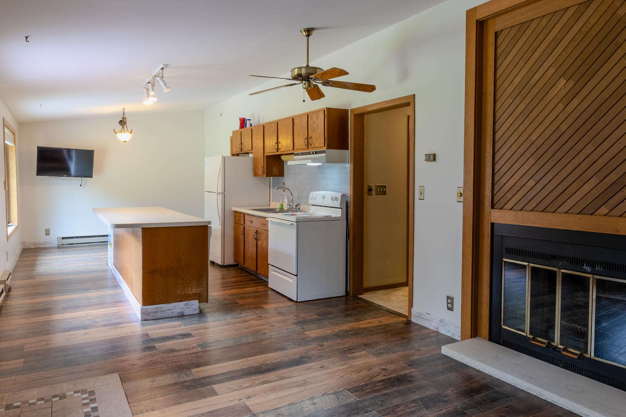 N14609 BRAHMSTADT RD