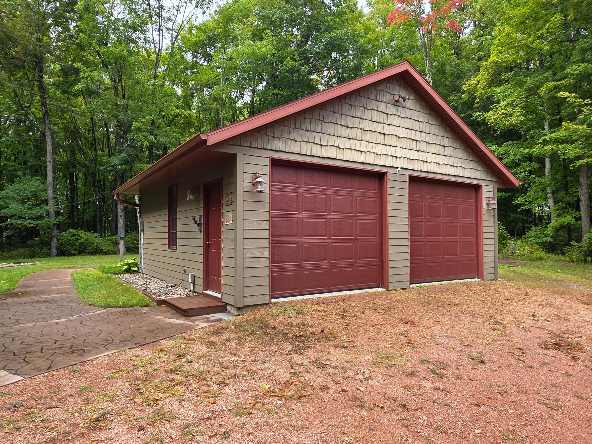 N9255 SANCTUARY RD