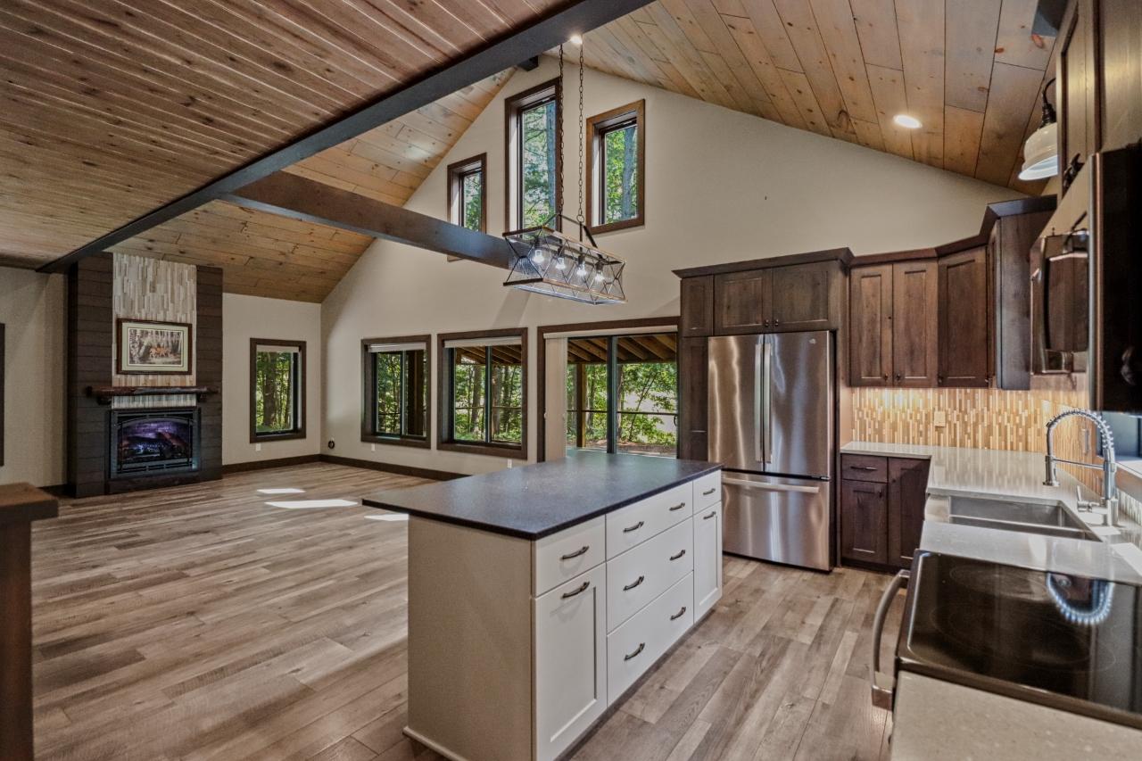 7324 PRISTINE WATERS DR