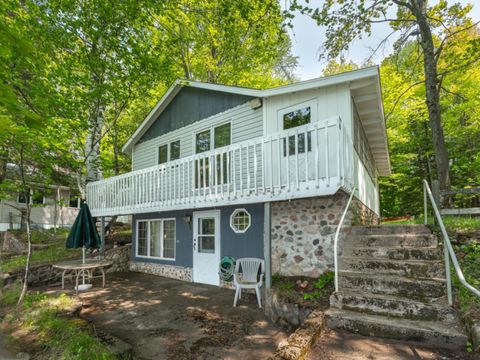 5821 PIER LAKE RD E Minocqua WI 54564
