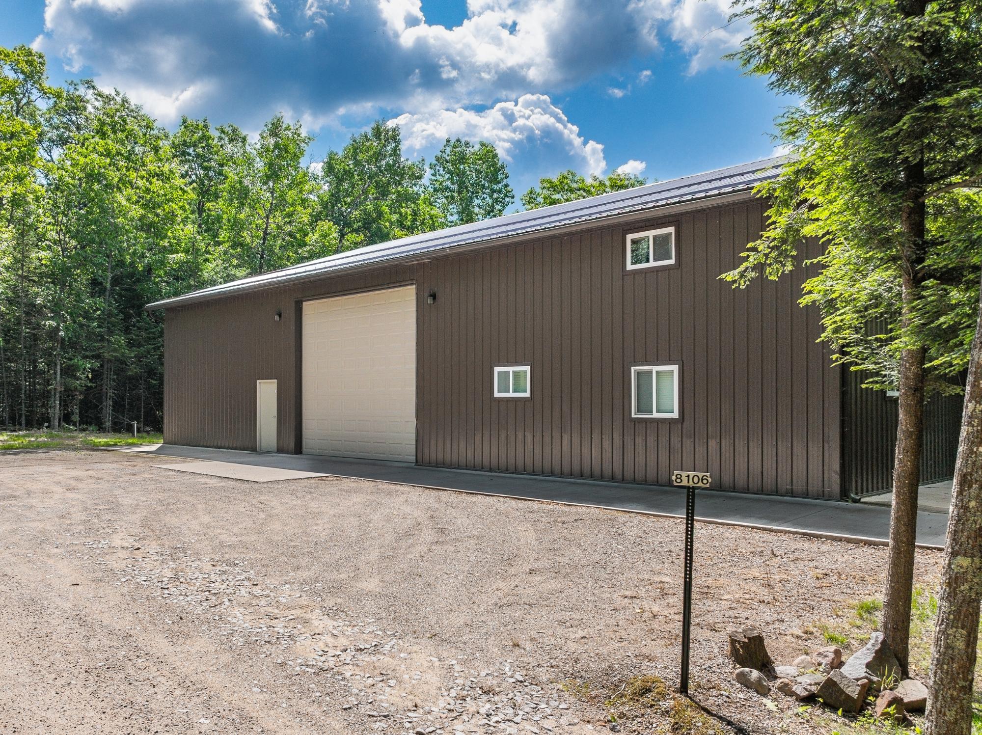 8106 CAMP RD
