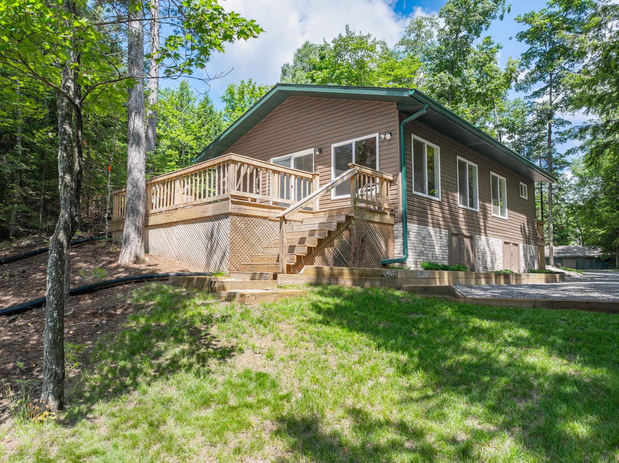 8106 CAMP RD