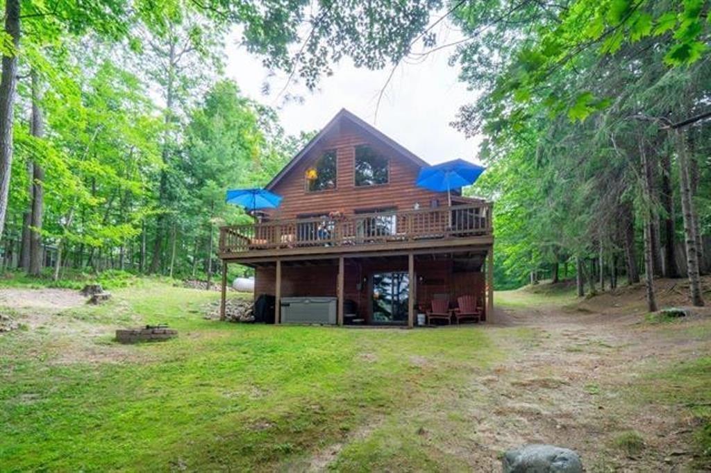 6775 BLUE JAY LN