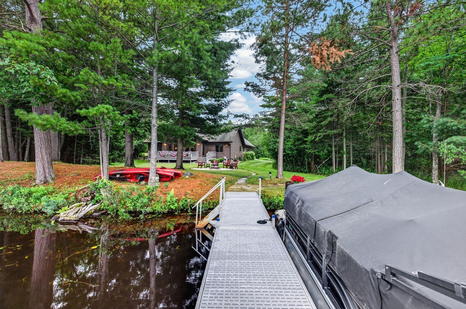 4153 PINE POINT DR