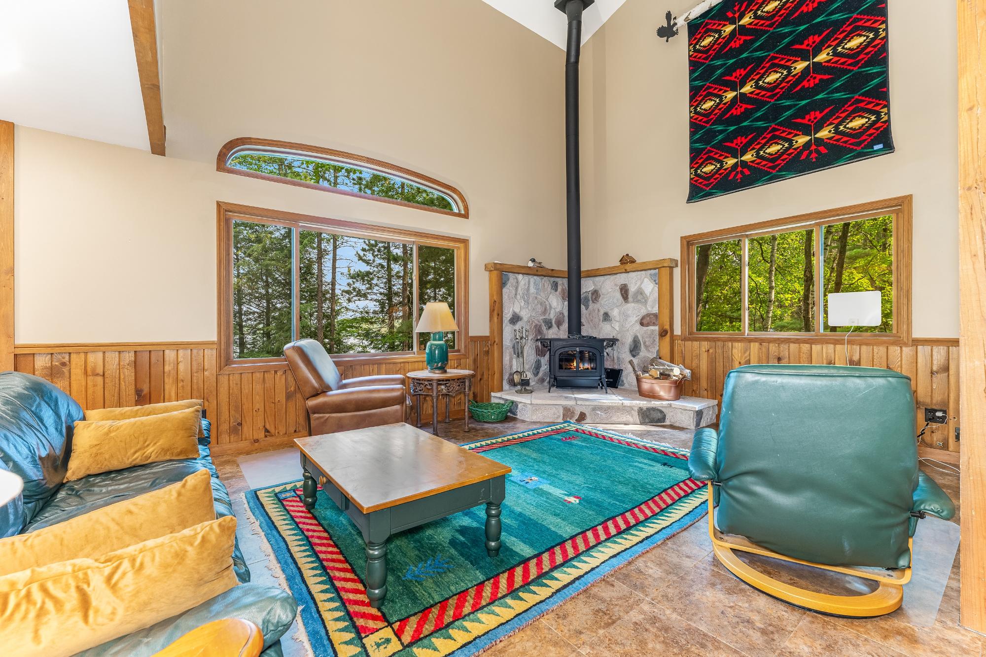 3263 SAND LAKE LODGE LN