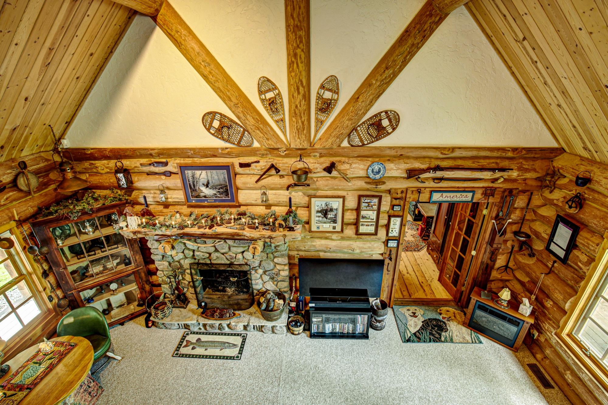 4592 LAKE HILLS LANDING RD