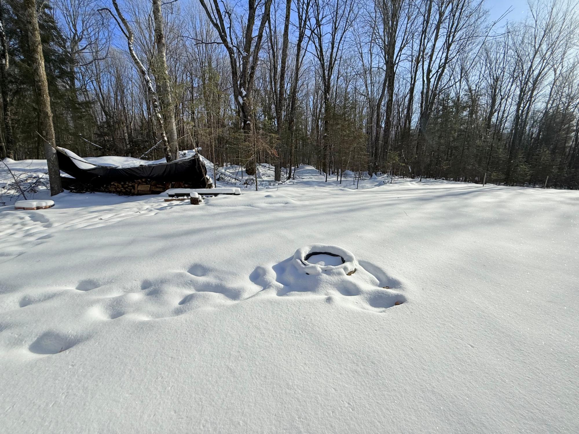 3075 BRADLEY LAKE RD