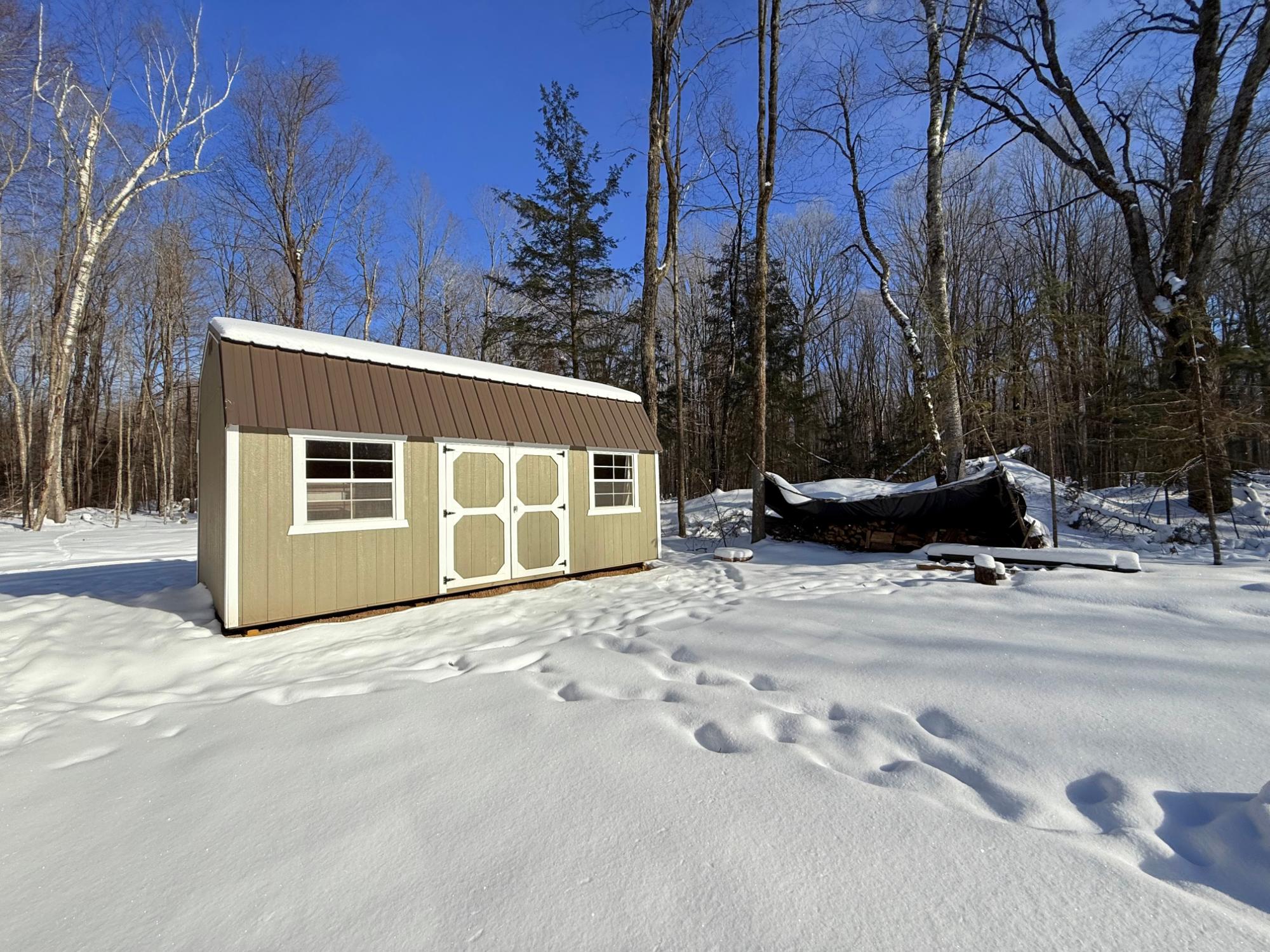 3075 BRADLEY LAKE RD