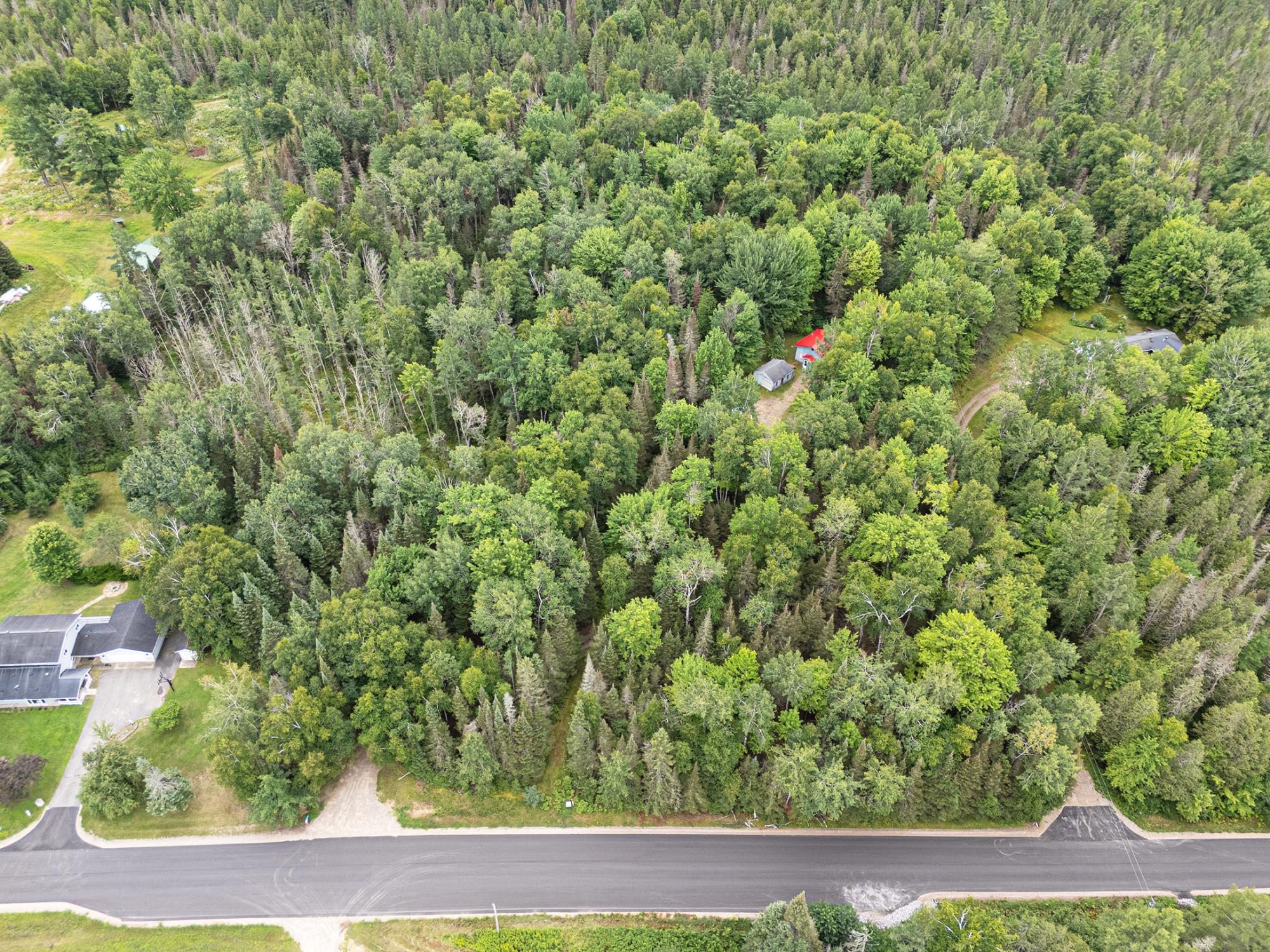 3755 ROLLING ACRES DR