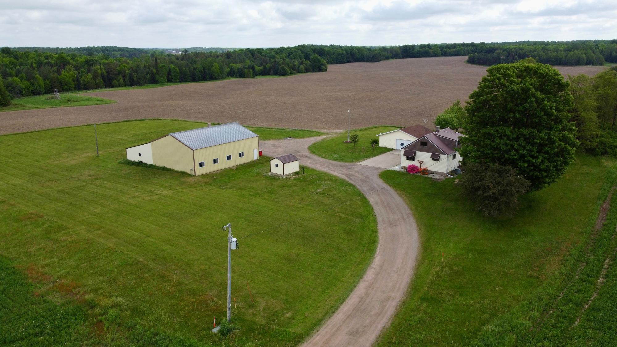 W7195 CLAY RD