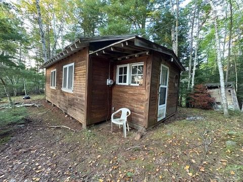 W11230 HORSESHOE BEND RD Deerbrook WI 54424