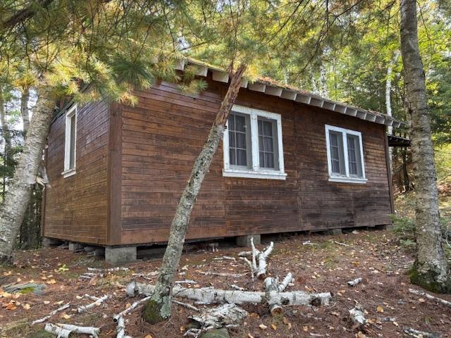W11230 HORSESHOE BEND RD