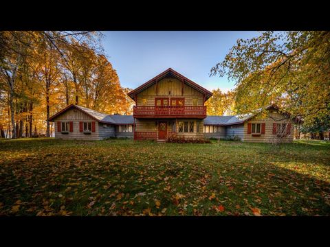 6795 BEACH RD Land O Lakes WI 54540