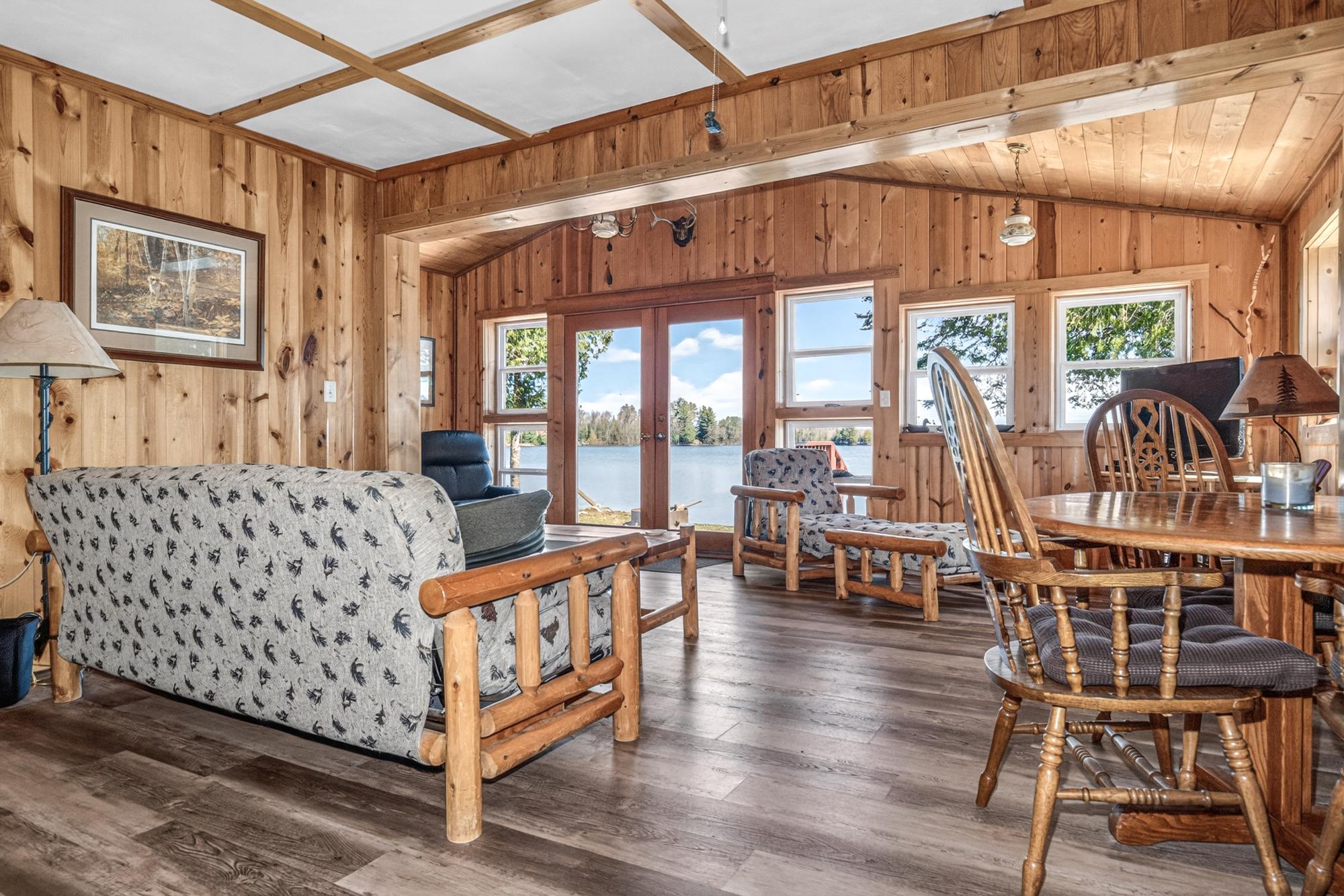 1-4946 MUSKY POINT RD