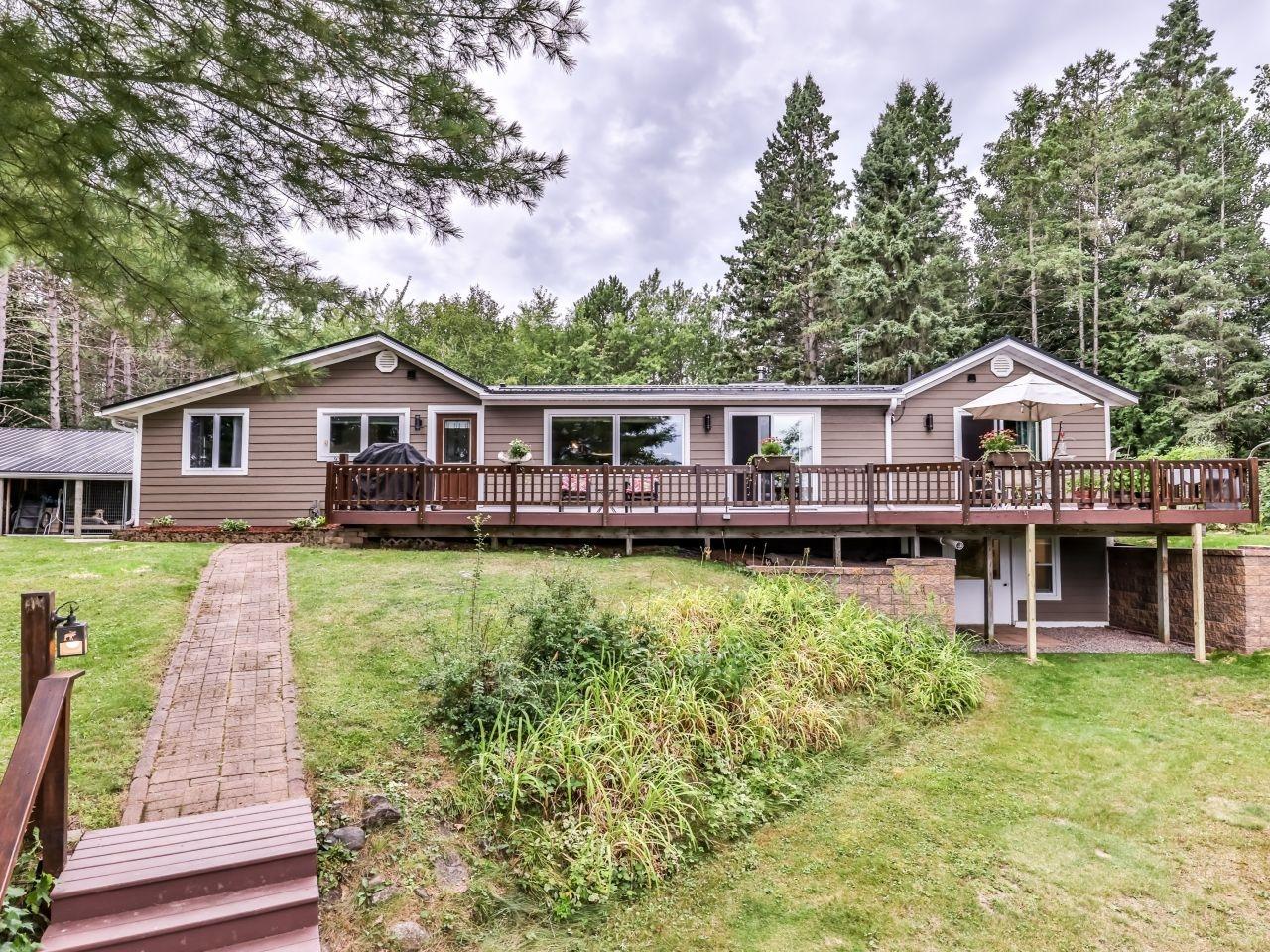 5396N LAKESHORE DR