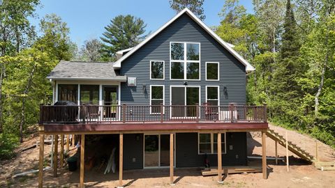 2074 HIDDEN WATERS RD N Tomahawk WI 54487