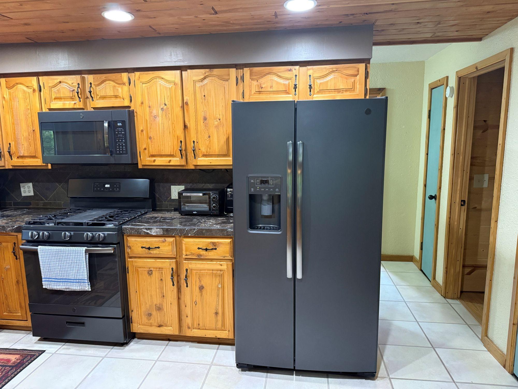 N11411 MUSKIE LN