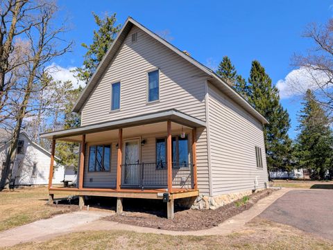 172 CASE AVE Park Falls WI 54552