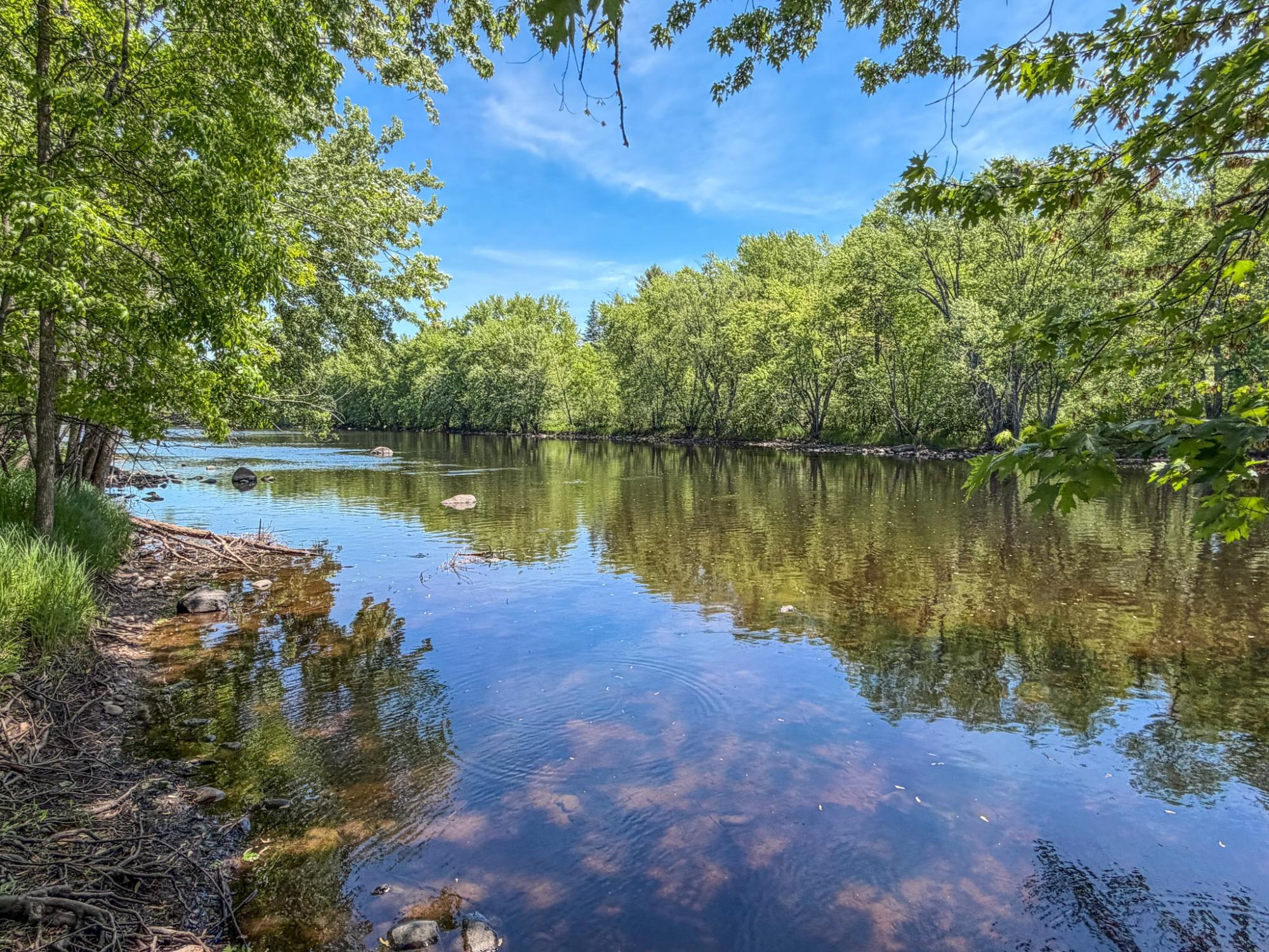 N9076 OLD BRIDGE RD