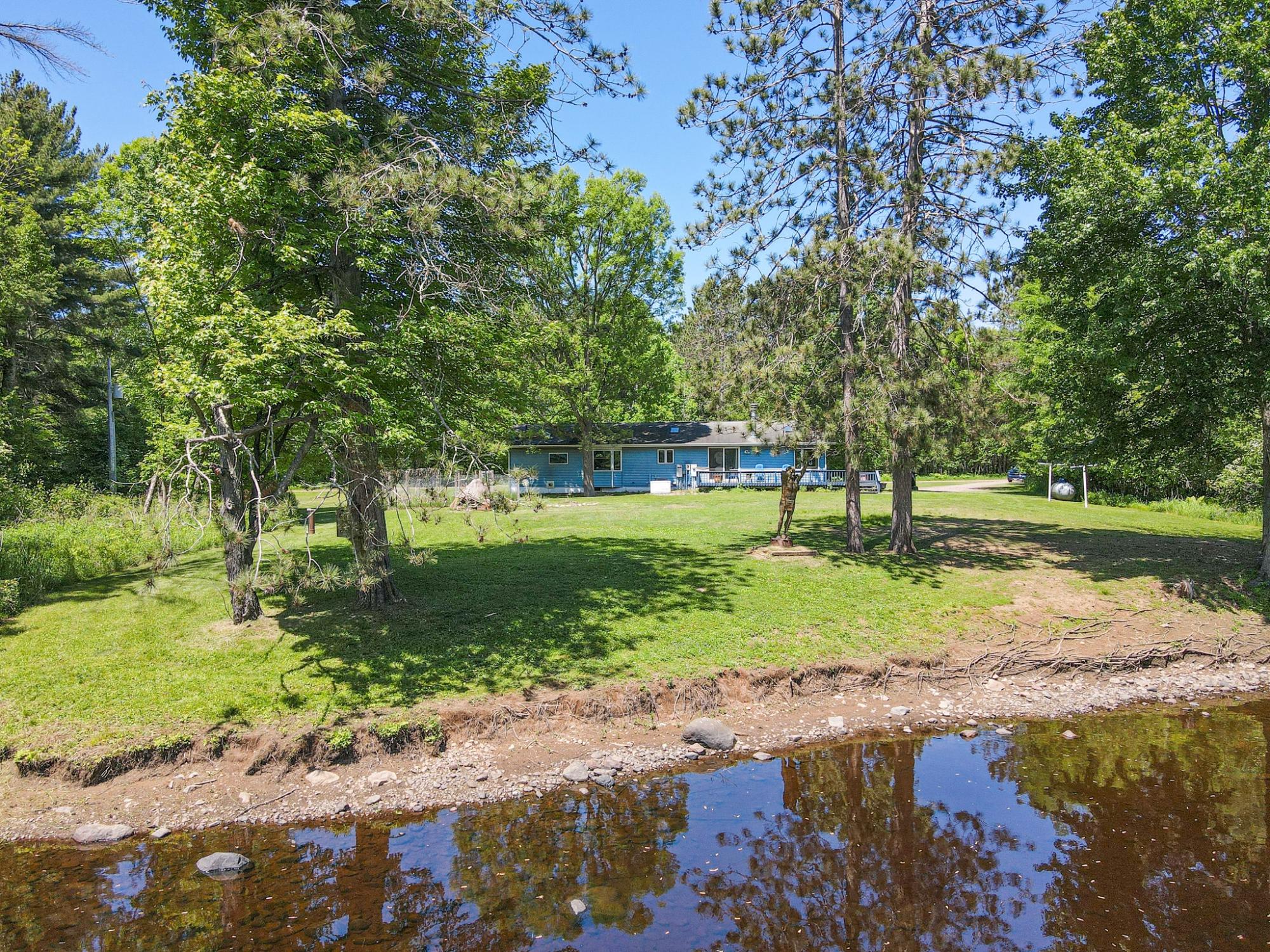 N9076 OLD BRIDGE RD