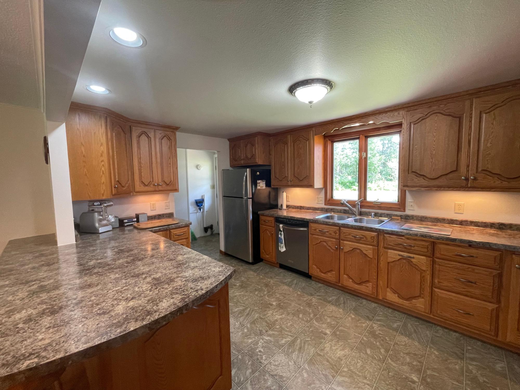 N10012 DARDIS LAKE LN