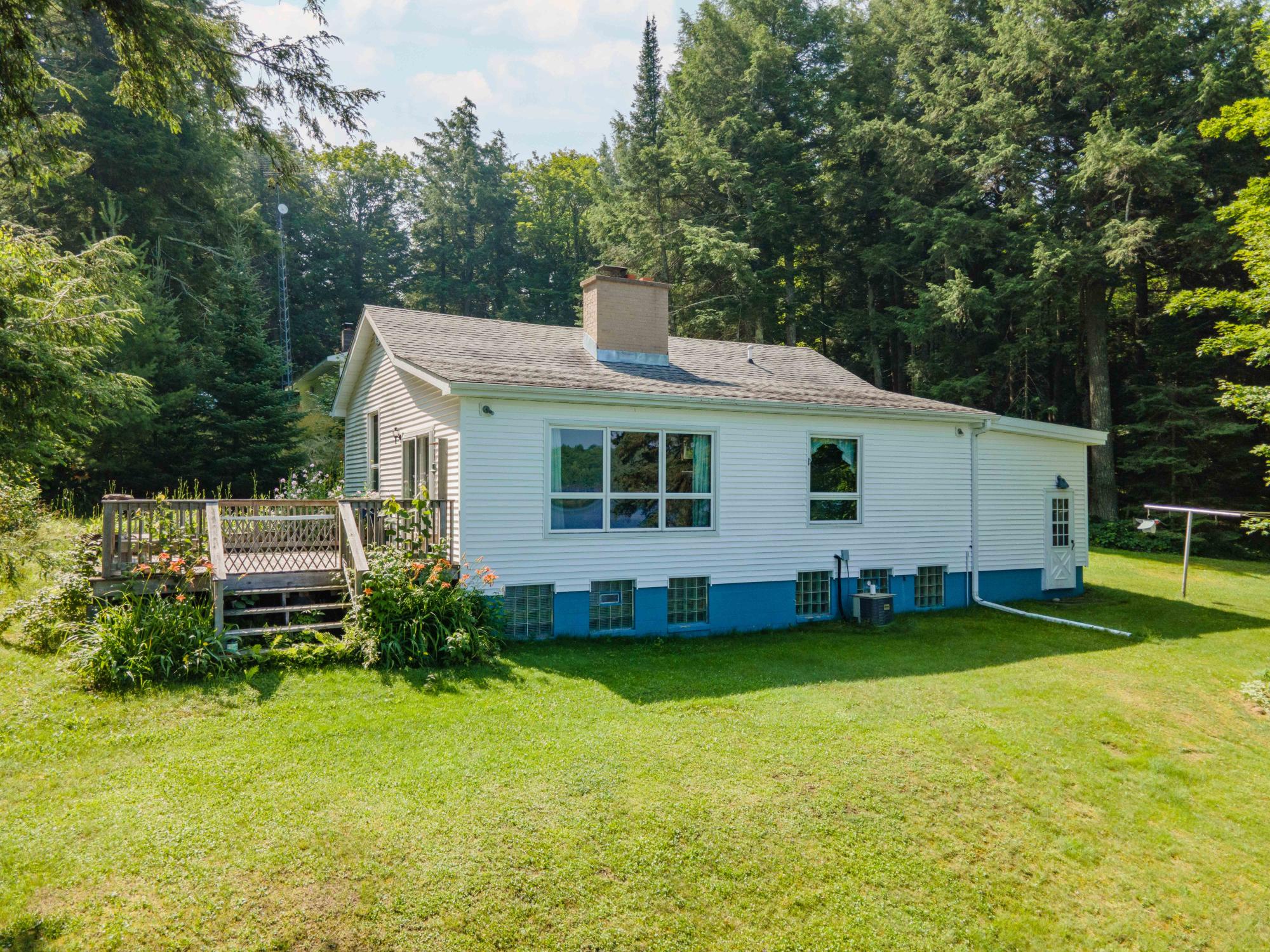 127 BASS LAKE RD