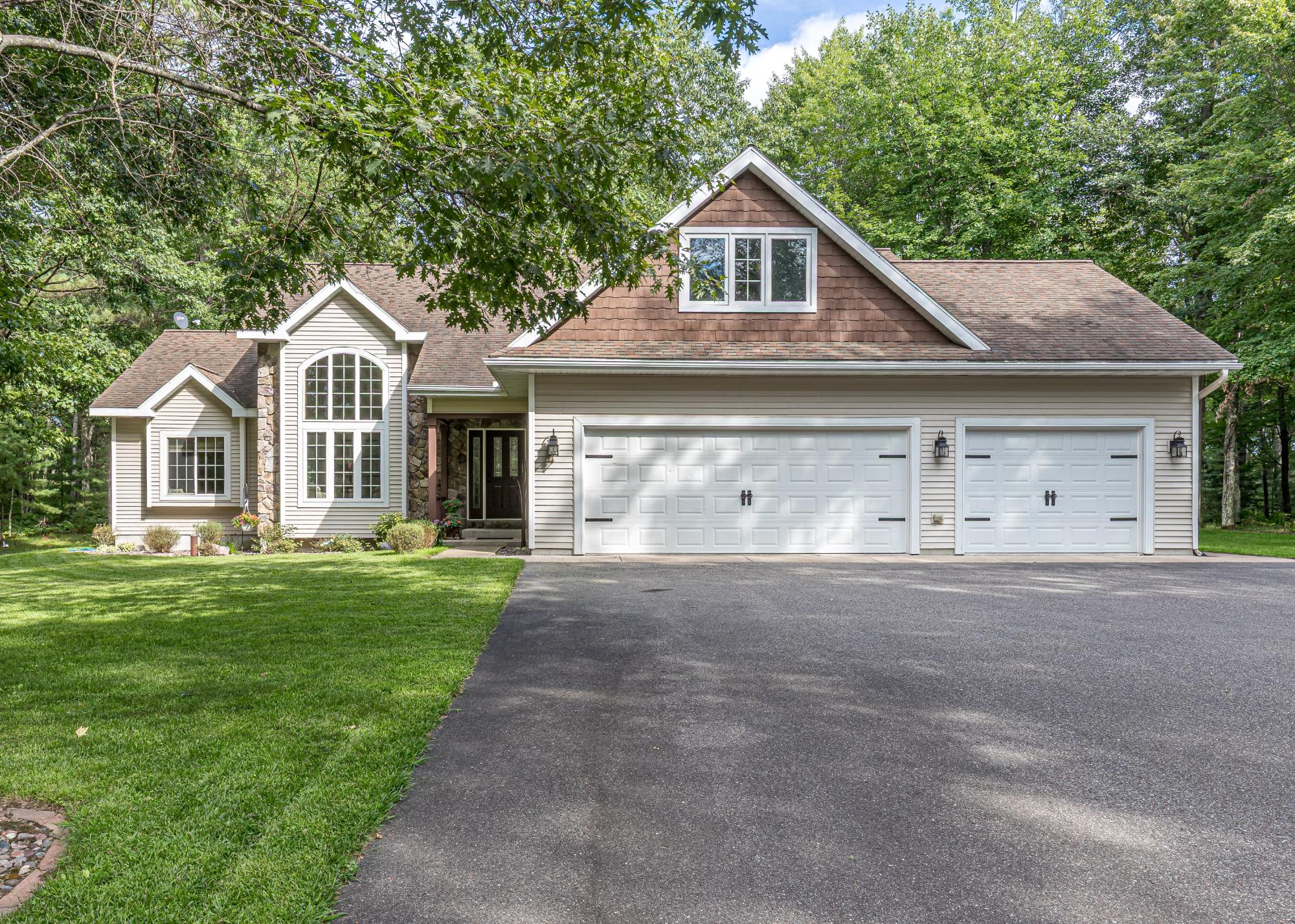 9974 RIDGEWOOD DR