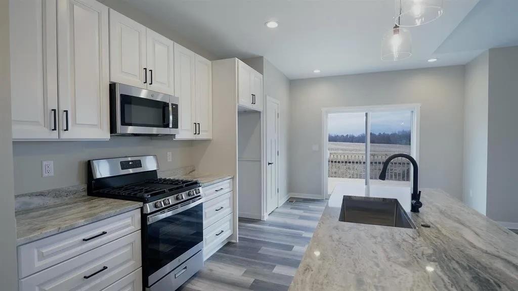 8611 OAK PARK CR
