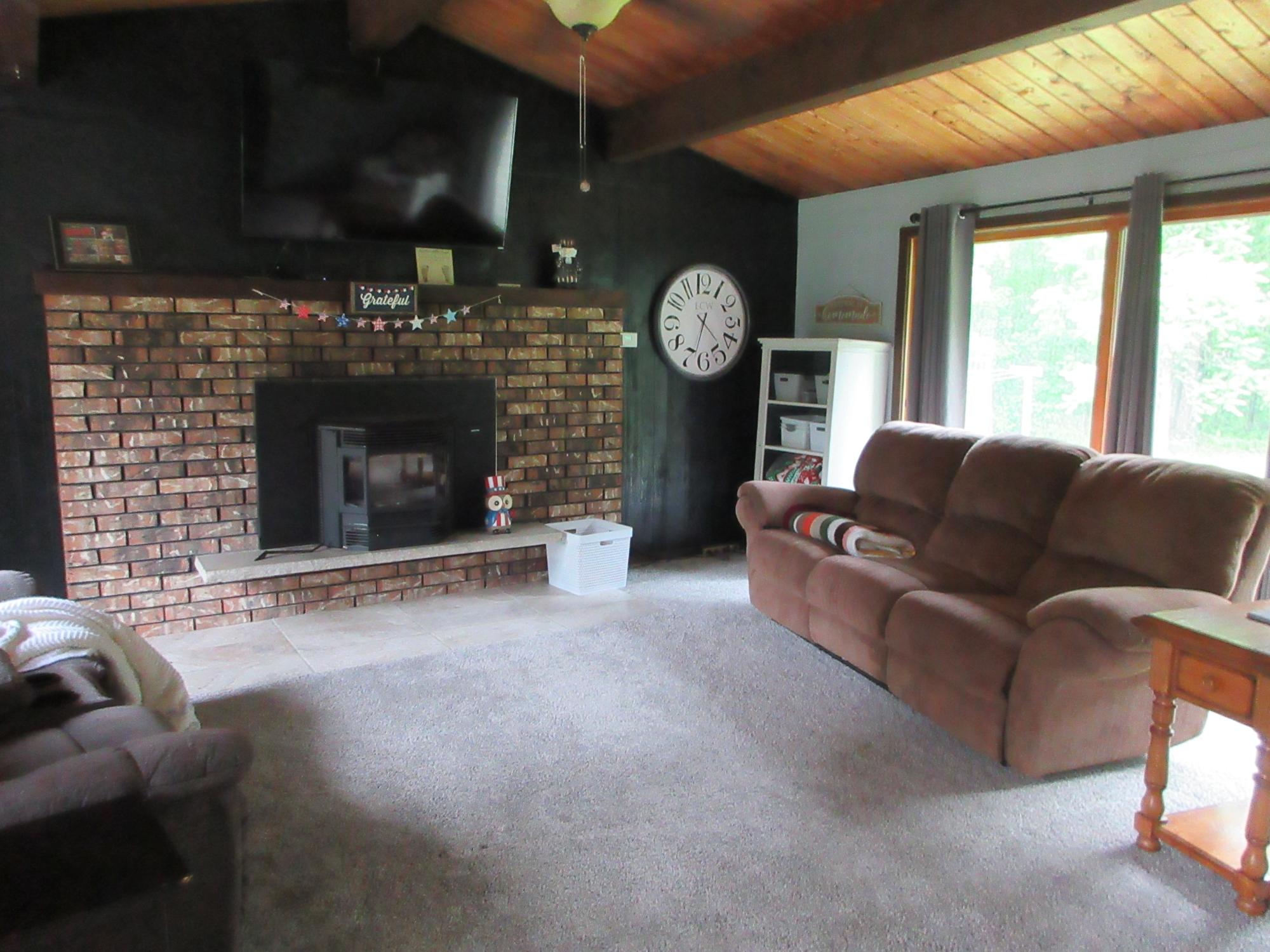 3862 KEITH SIDING RD