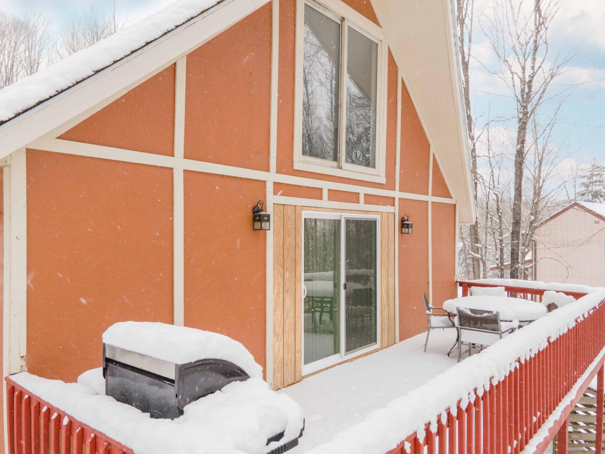 102 BIG BEAR RD