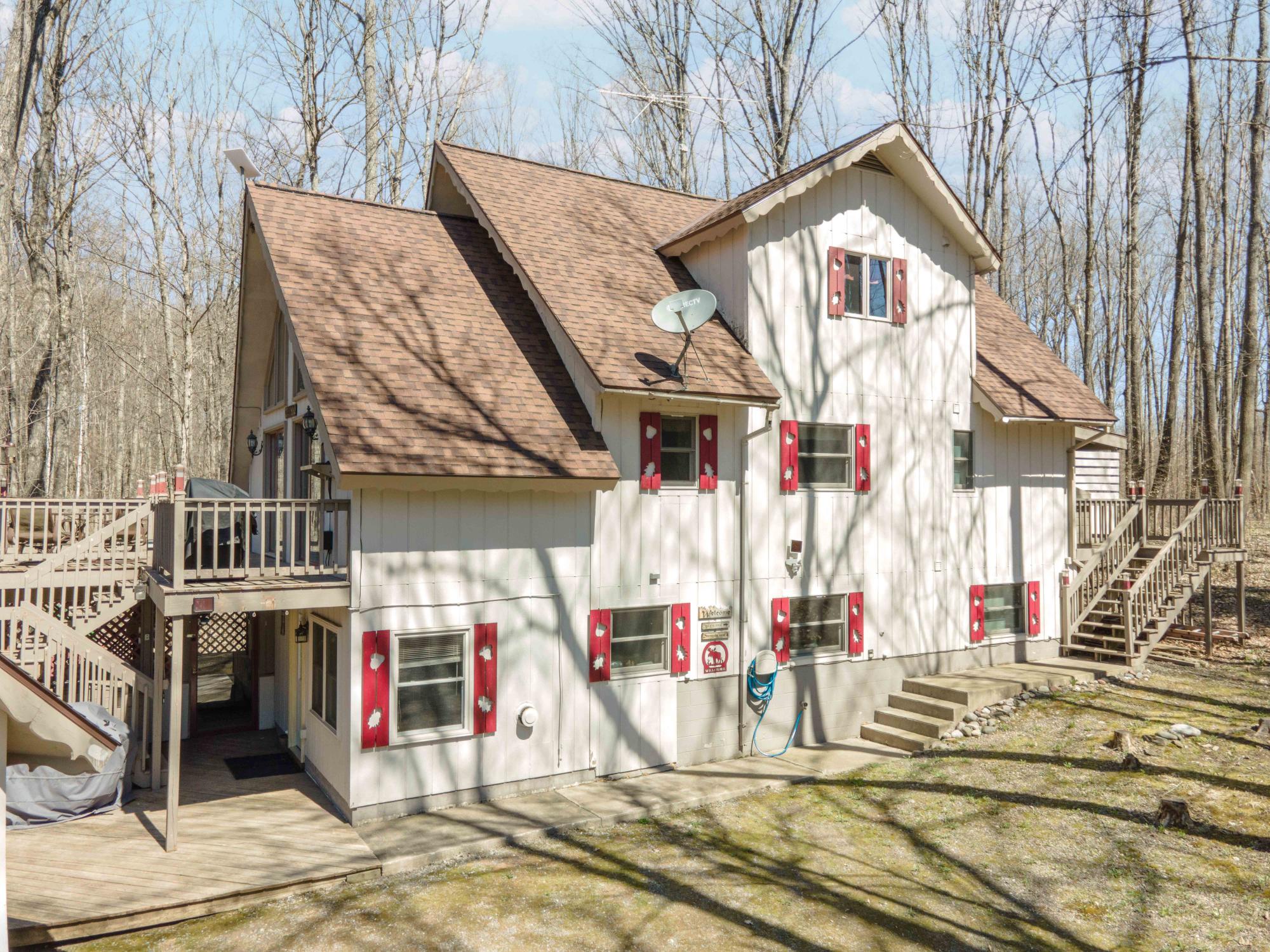 112 LITTLE DEER RD