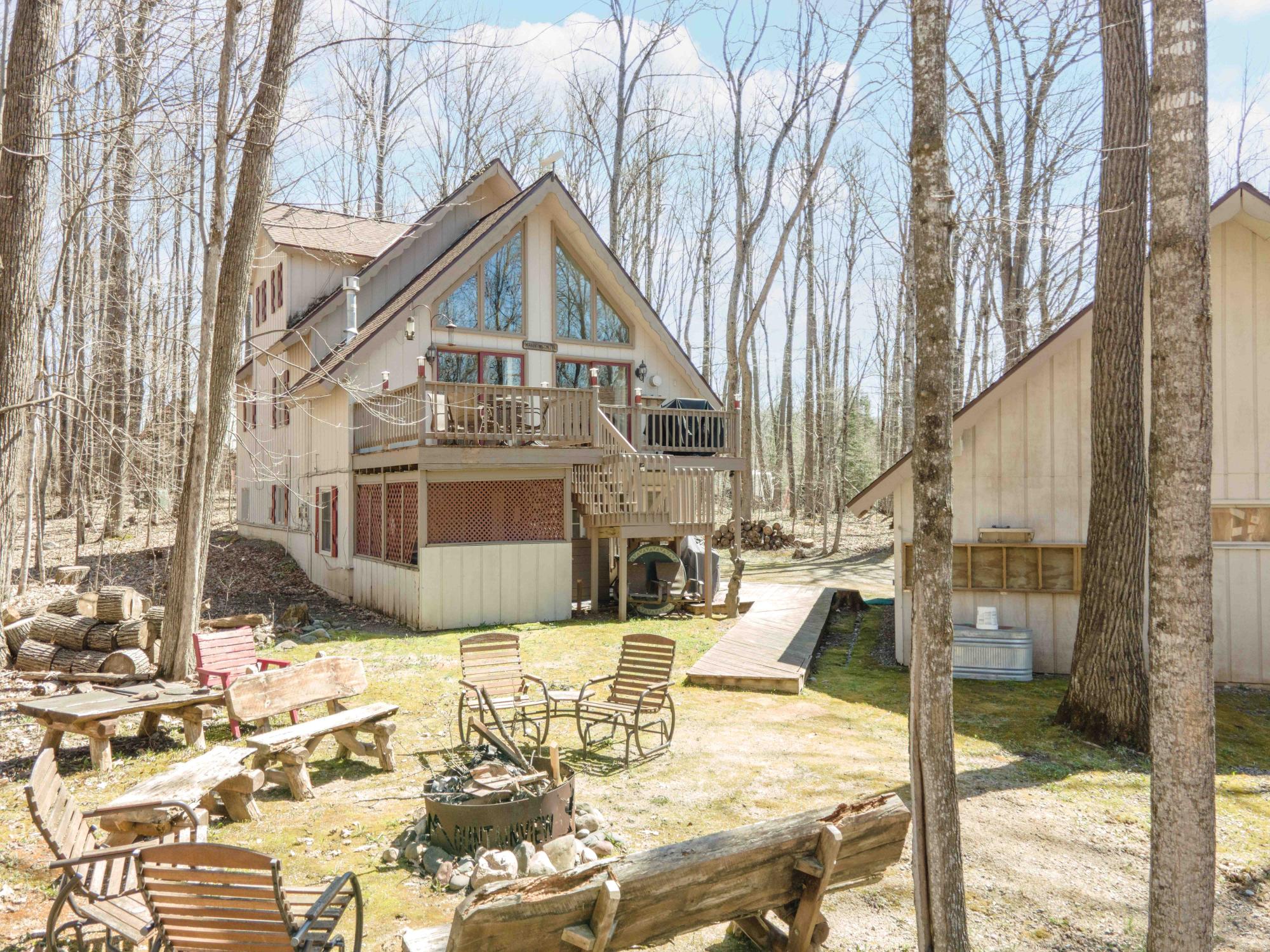 112 LITTLE DEER RD