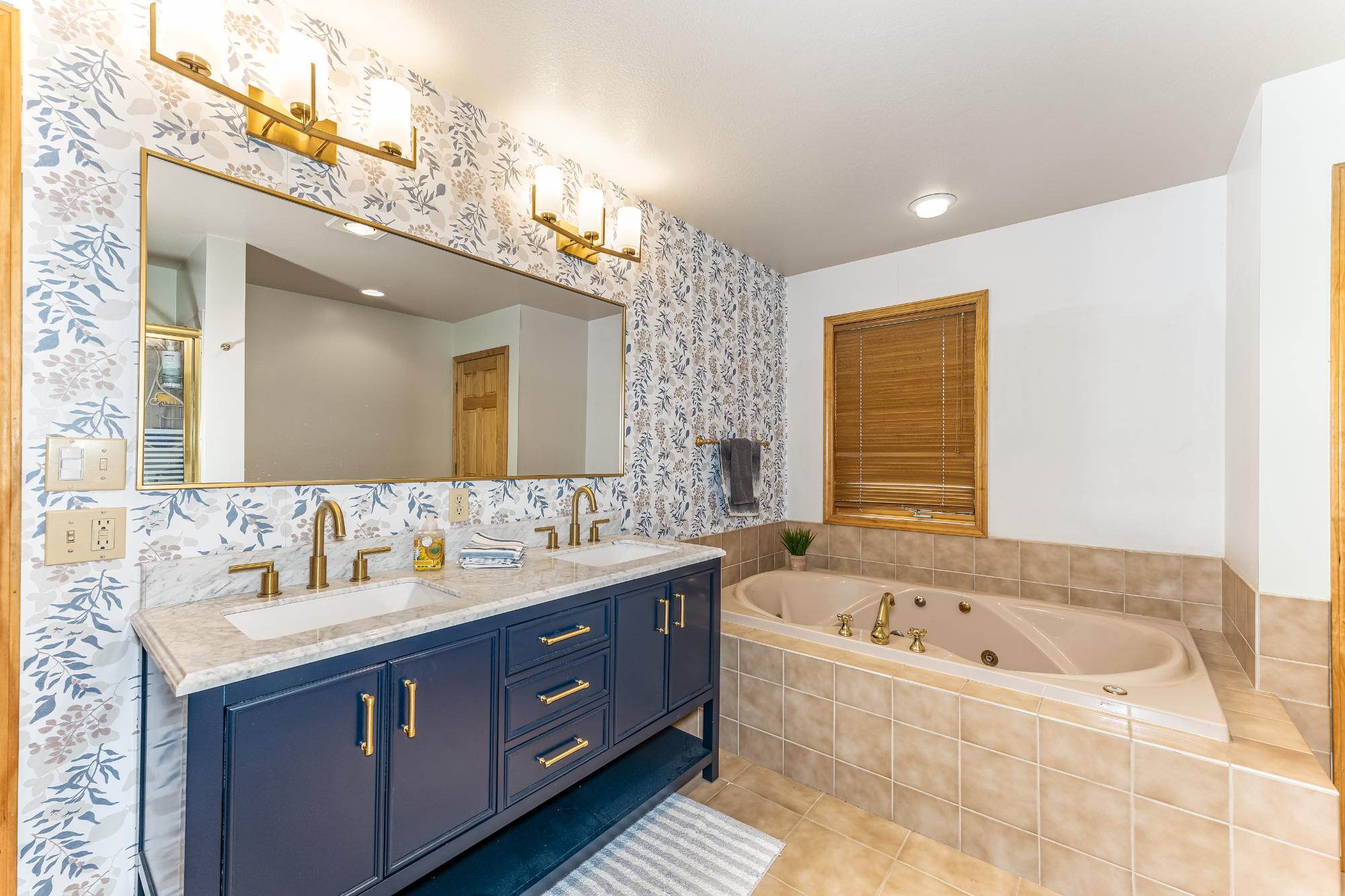 4206 River Place Boulevard, Austin, Travis, 78730, United States, 5 Bedrooms Bedrooms, ,4 BathroomsBathrooms,Residential,For Sale,4206 River Place Boulevard,1685630