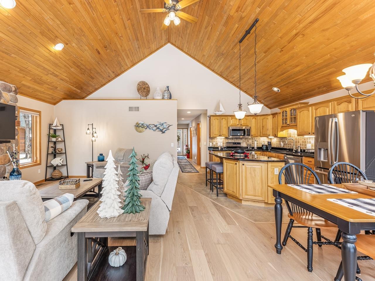 8832 BRADFORD POINT CT 42