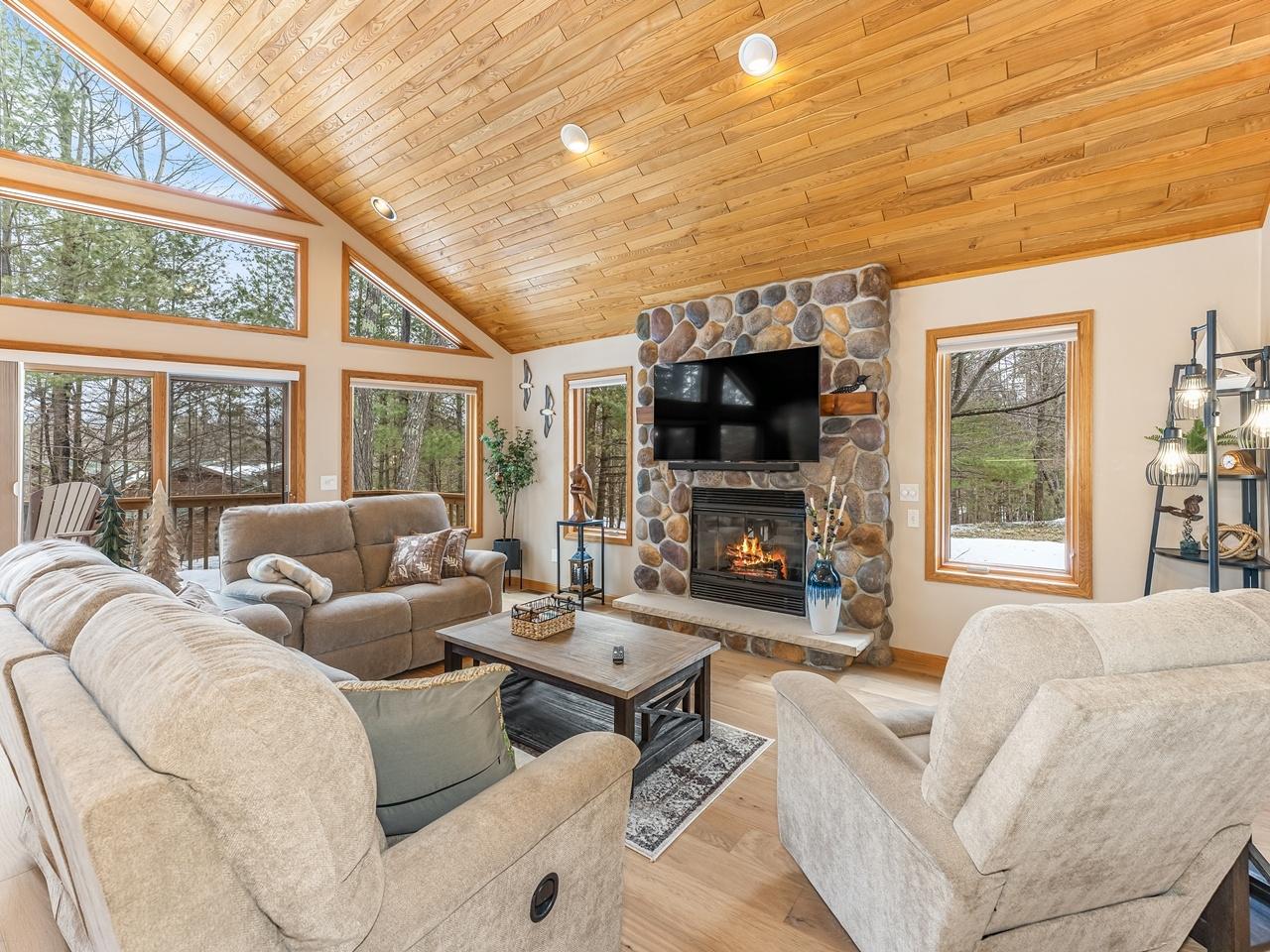 8832 BRADFORD POINT CT 42