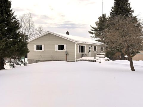 N12044 FIRE BARN RD Tripoli WI 54564