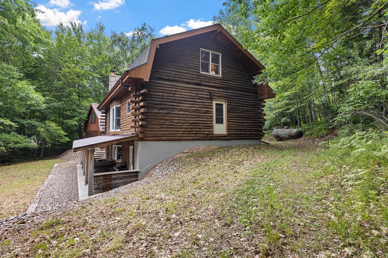 W1760 HARRISON FLOWAGE RD