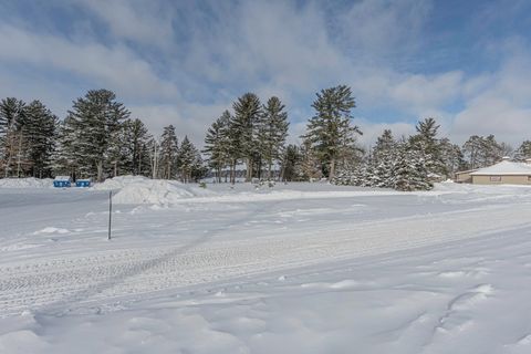 5328 HWY 70 Eagle River WI 54521