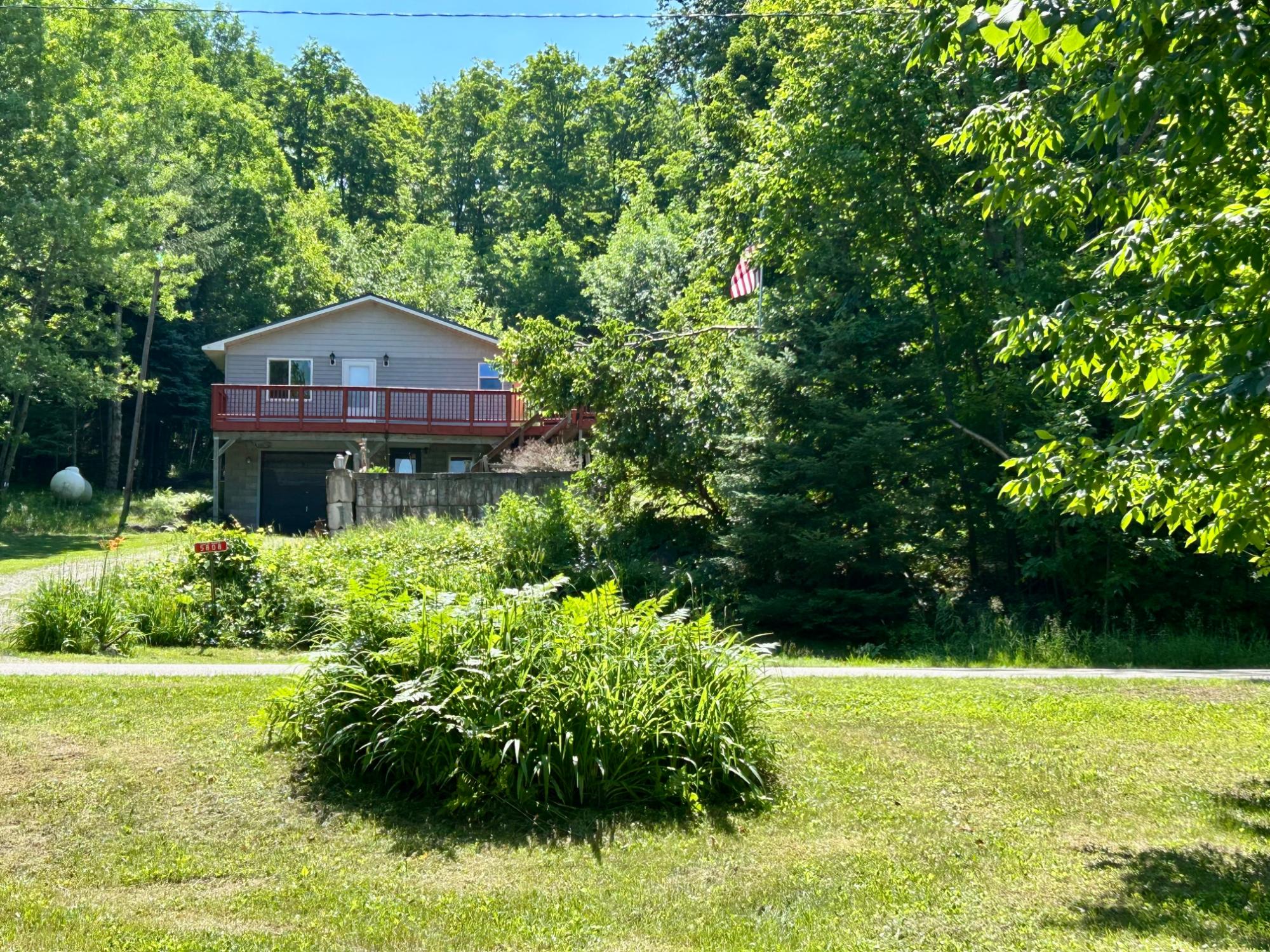 5808 WHITE EYE LAKE RD