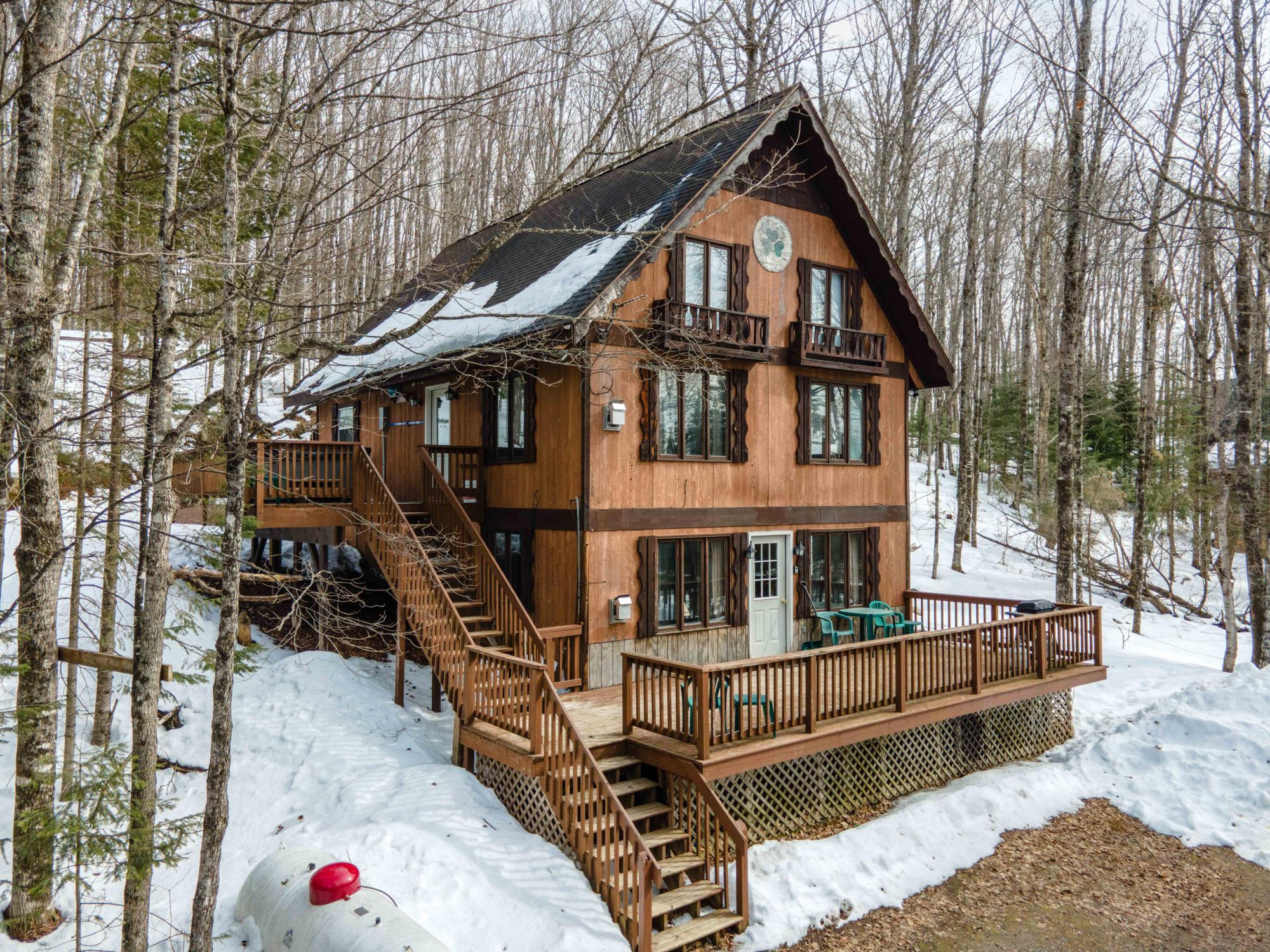 104 SLEEPY HOLLOW RD