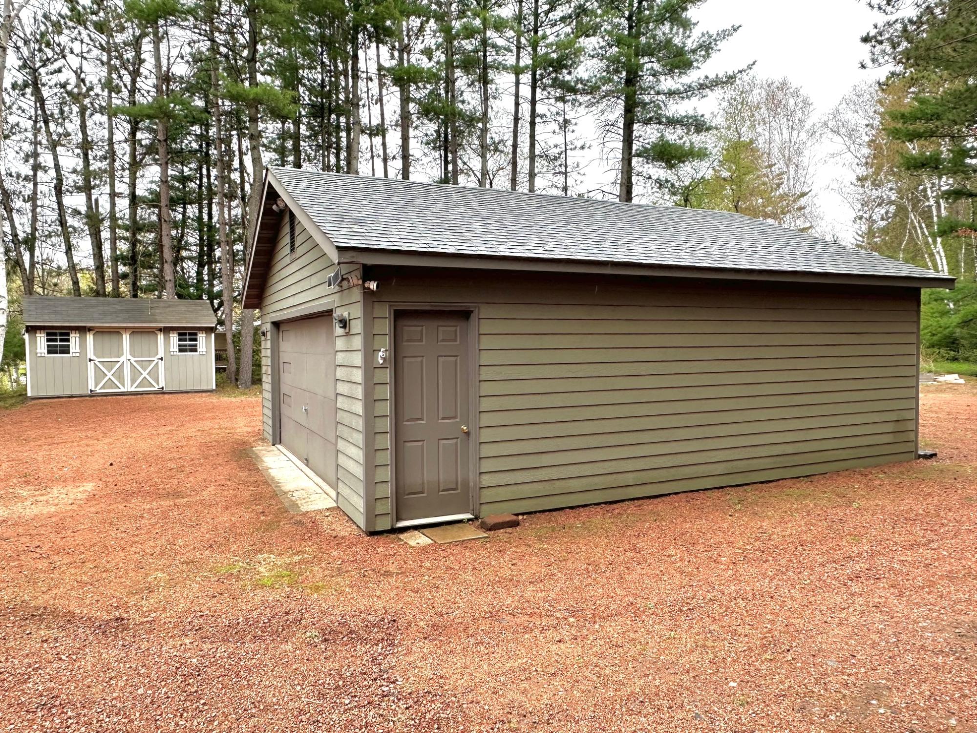 9219 HIDDEN WATERS RD