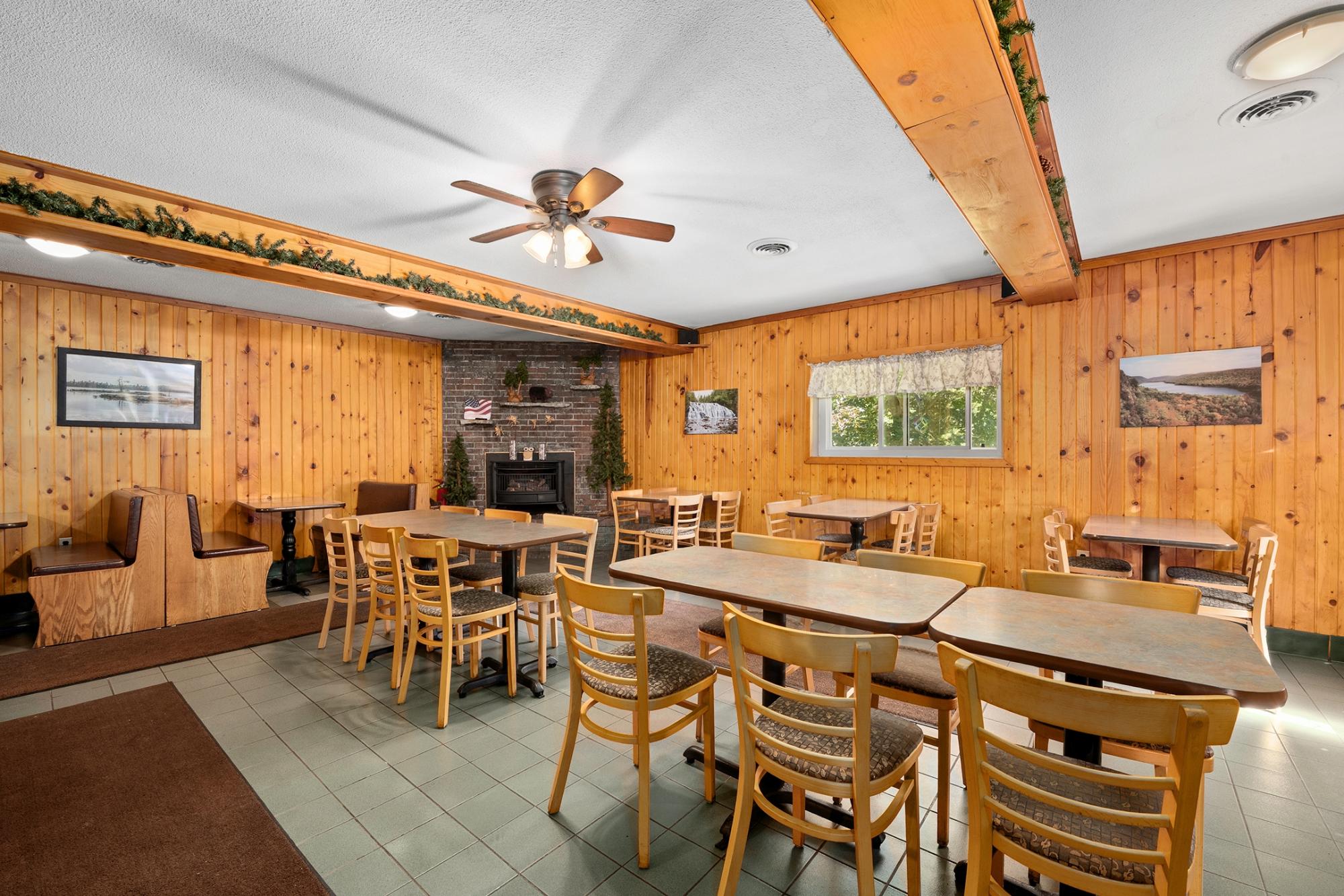 6622 HWY 2 W