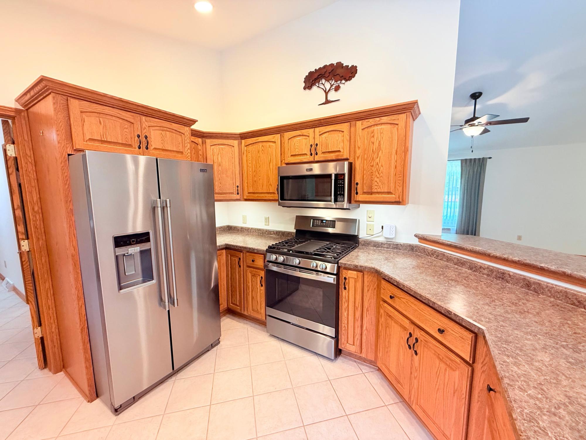 8601 OAK PARK CR