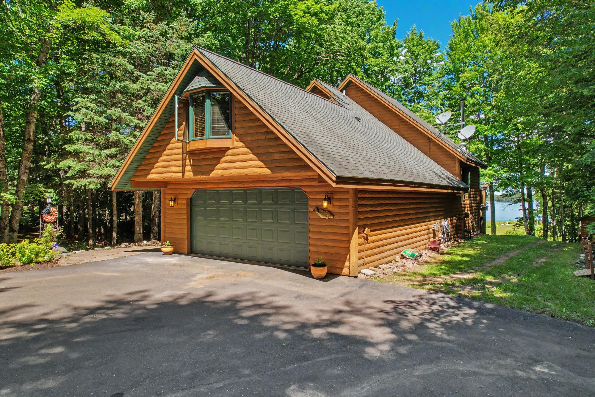7586 PALMER LAKE RD