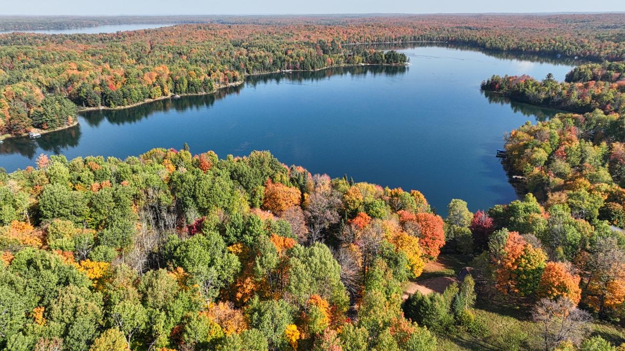 12412 CARLIN LAKE DR