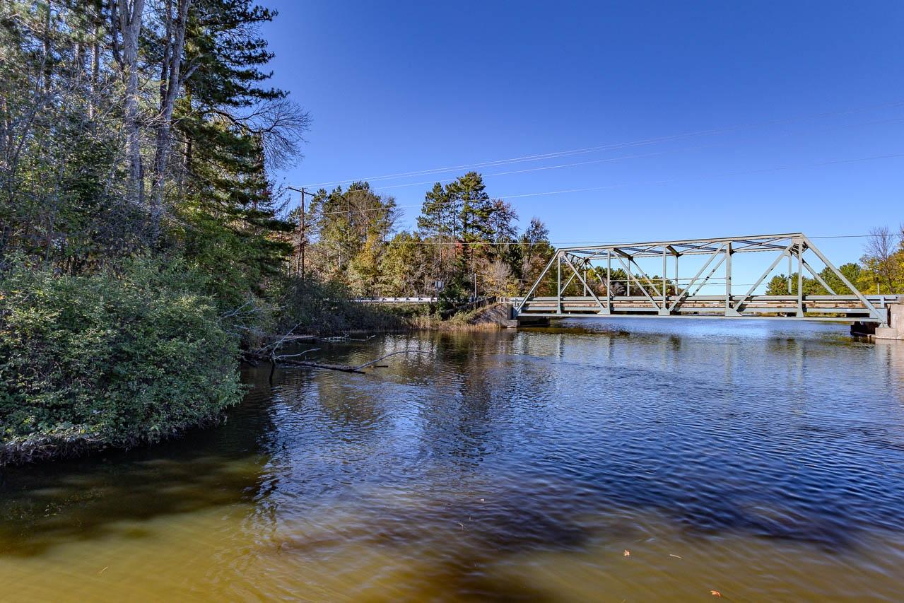 N11480 TOMAHAWK RIVER RD